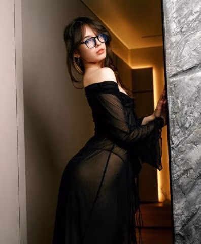 Vile Parle aged housewife Call Girl